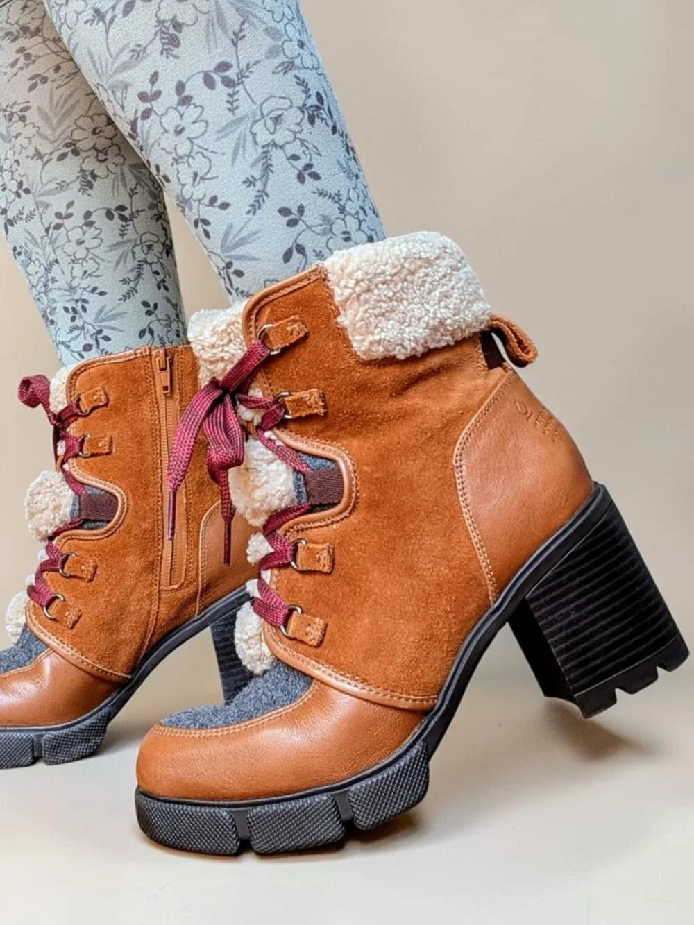 Naturalizer Myla waterproof fairy cottage chunky platform colorblock boot 7.5 US